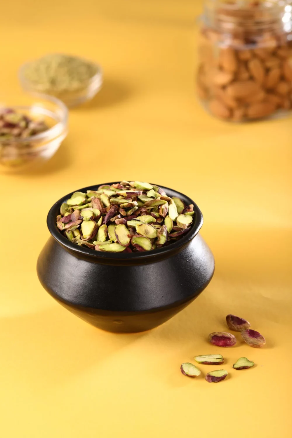 Pista Flakes - 100gm Box - Image 2