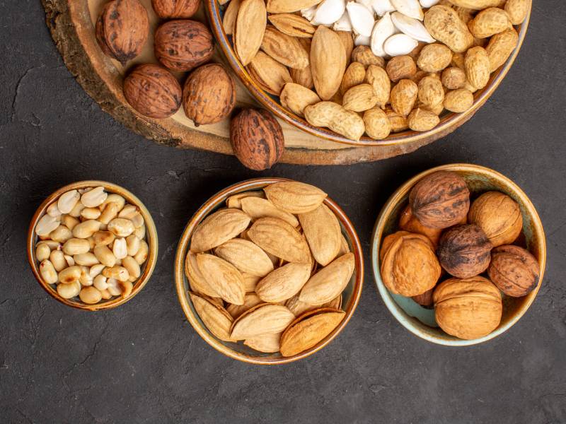 Naturally healthy snacks Naturally healthy snacks